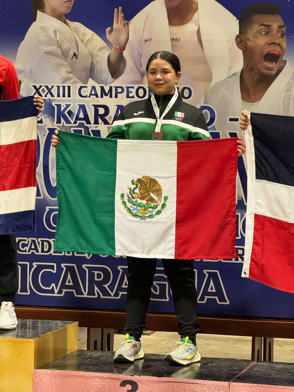 $!Brilla sinaloense Lizeth Santos en el Campeonato Centroamericano y del Caribe de Karate Do en Nicaragua