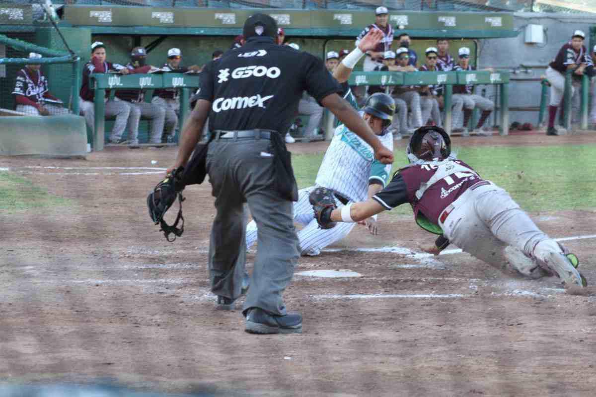 $!Crimen organizado pega a Liga Mexicana de Beisbol: retiene a ampáyers en Nuevo Laredo; demandan protección de autoridades