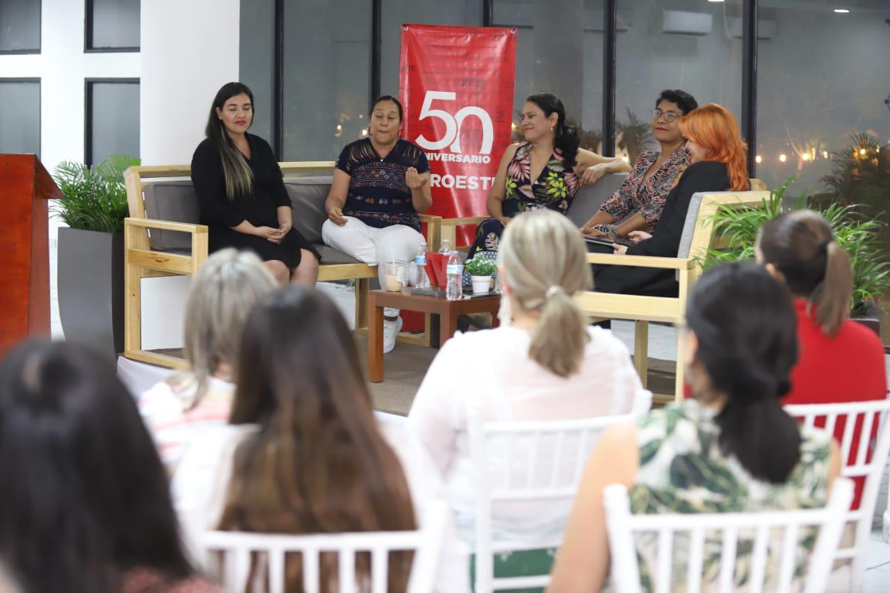 $!Mujeres Contracorriente: periodistas y activistas discuten acerca de los retos que se les han presentado en sus carreras