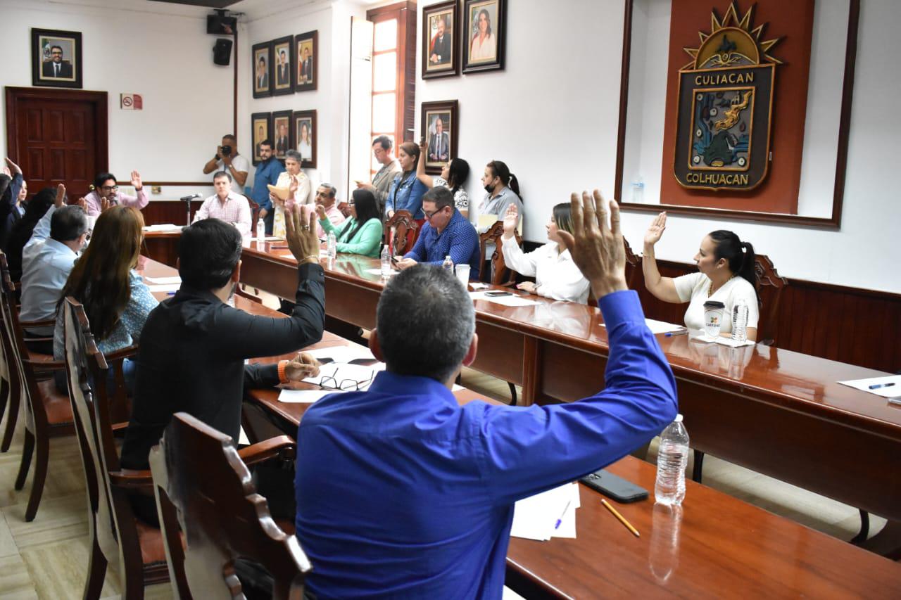$!Autoriza Cabildo de Culiacán cesiones de derechos y 20 solicitudes de jubilación