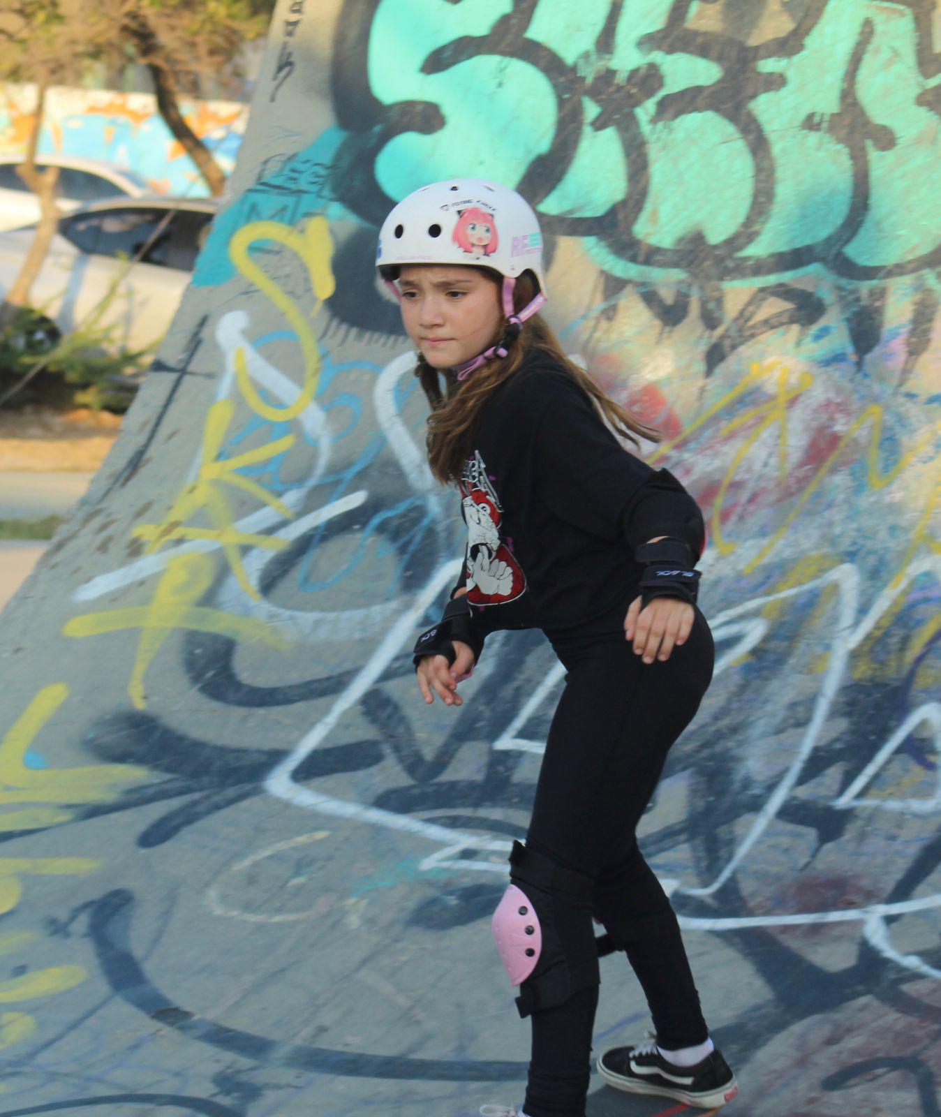 $!Con increíbles trucos celebran el Día Mundial del Skateboarding
