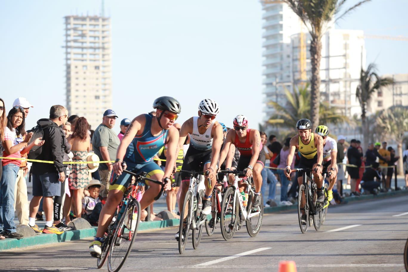 $!Triatlón Astri Internacional Mazatlán 2023 le da identidad deportiva al puerto: Alcalde