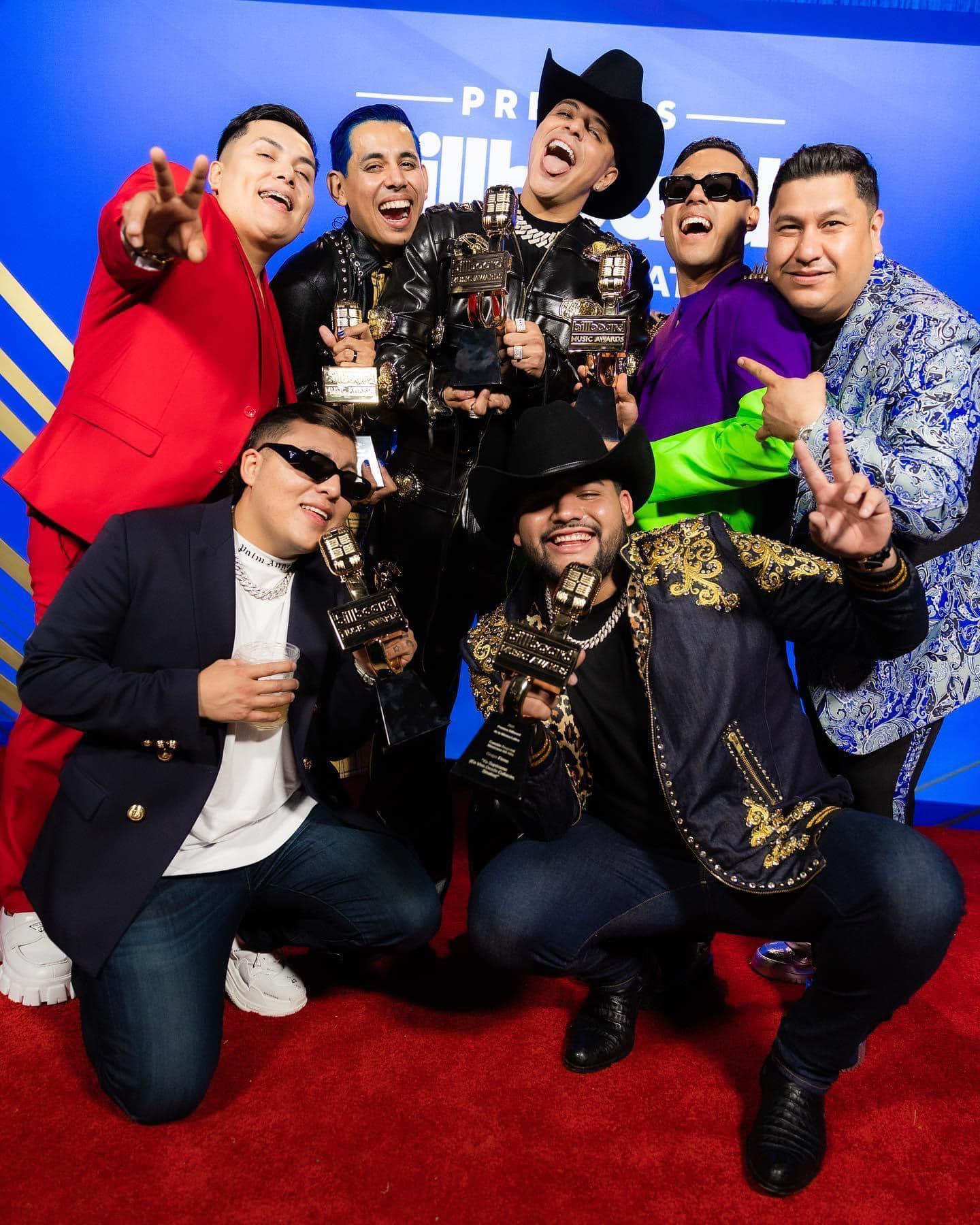 $!Bad Bunny se convierte en el Mejor Artista del Año en los Premios Latin Billboard 2022