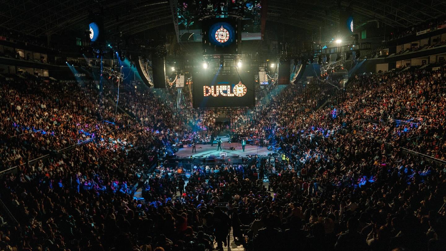 $!Grupo Duelo abarrotó la Arena Monterrey.