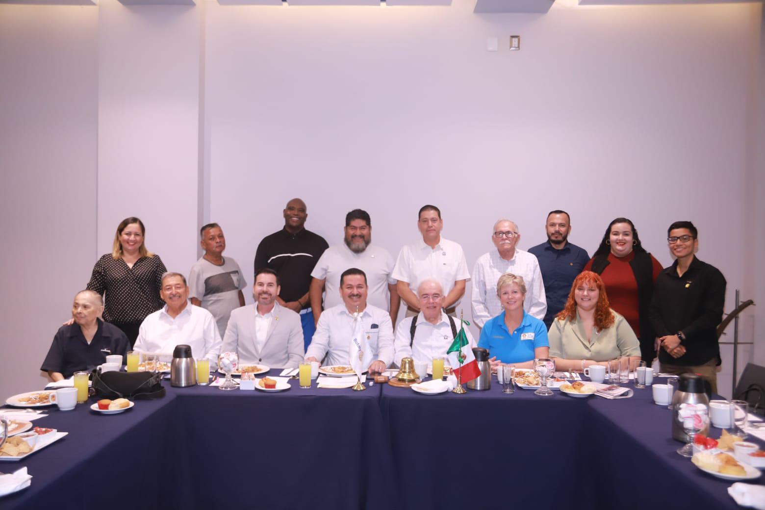 $!Integrantes del Club Rotario Mazatlán invita a su evento anual recaudatorio que tendrá lugar en la Plazuela Zaragoza.
