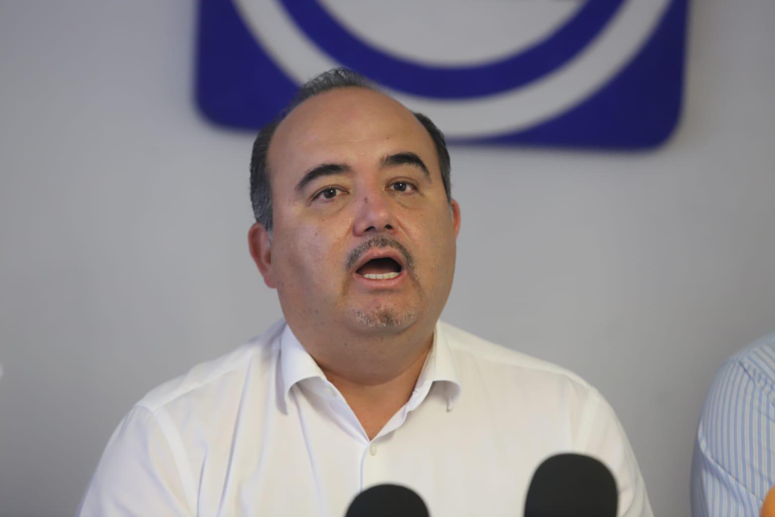$!Señala Guillermo Romero irregularidades y corrupción en el Gobierno de Mazatlán