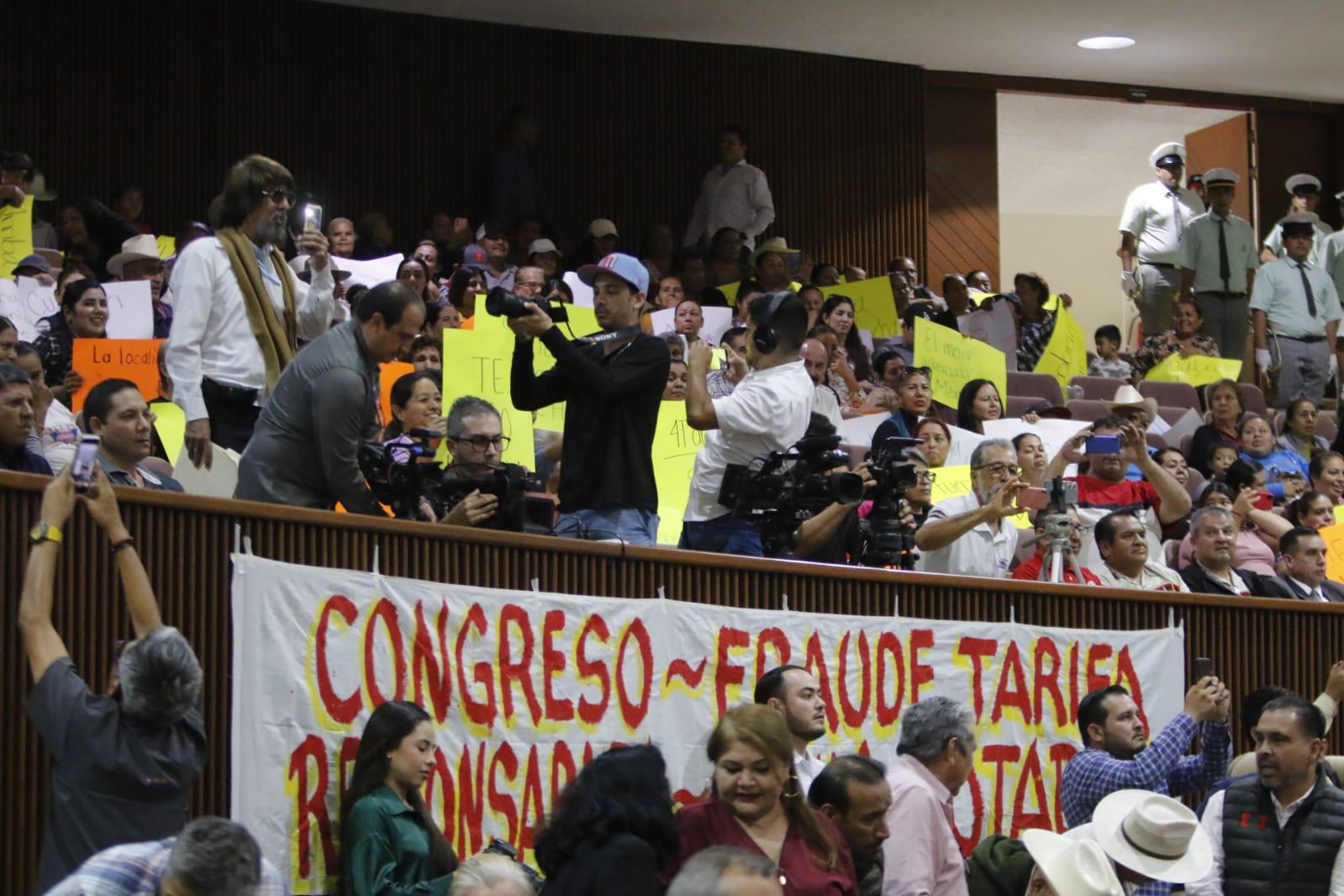 $!Ahora sí, Rocha Moya comparece ante el Congreso por Informe de Gobierno