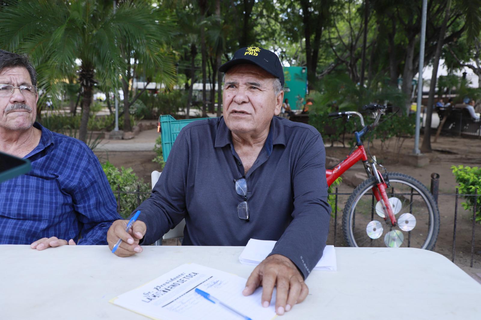 $!Recolectan firmas en Culiacán en defensa de la SCJN