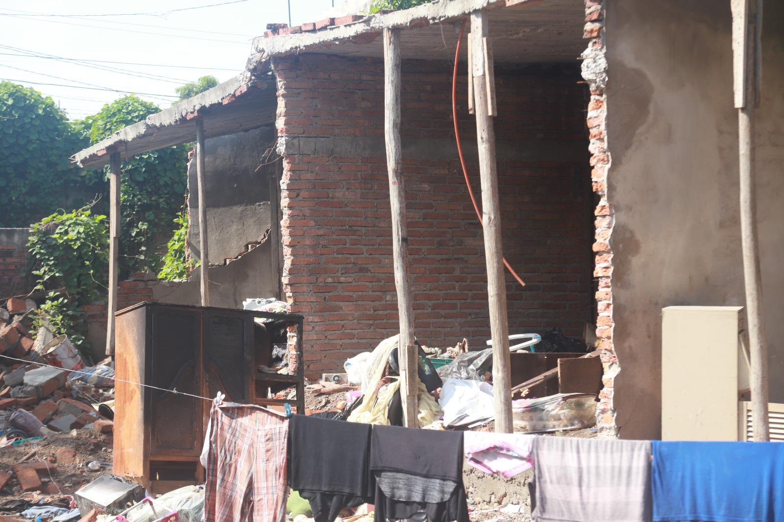 $!Doña Rosa pide apoyo para volver a construir su vivienda