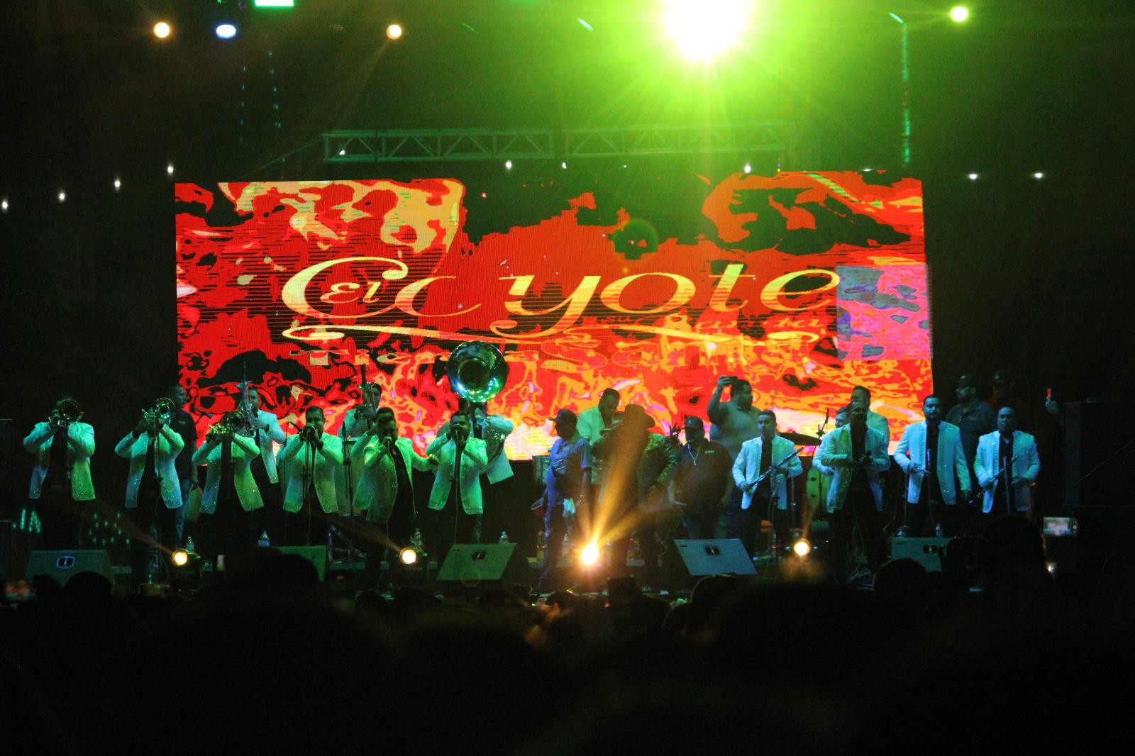 $!Esperan a José Ángel Ledesma ‘El Coyote’ para corear y bailar sus canciones en Rosario