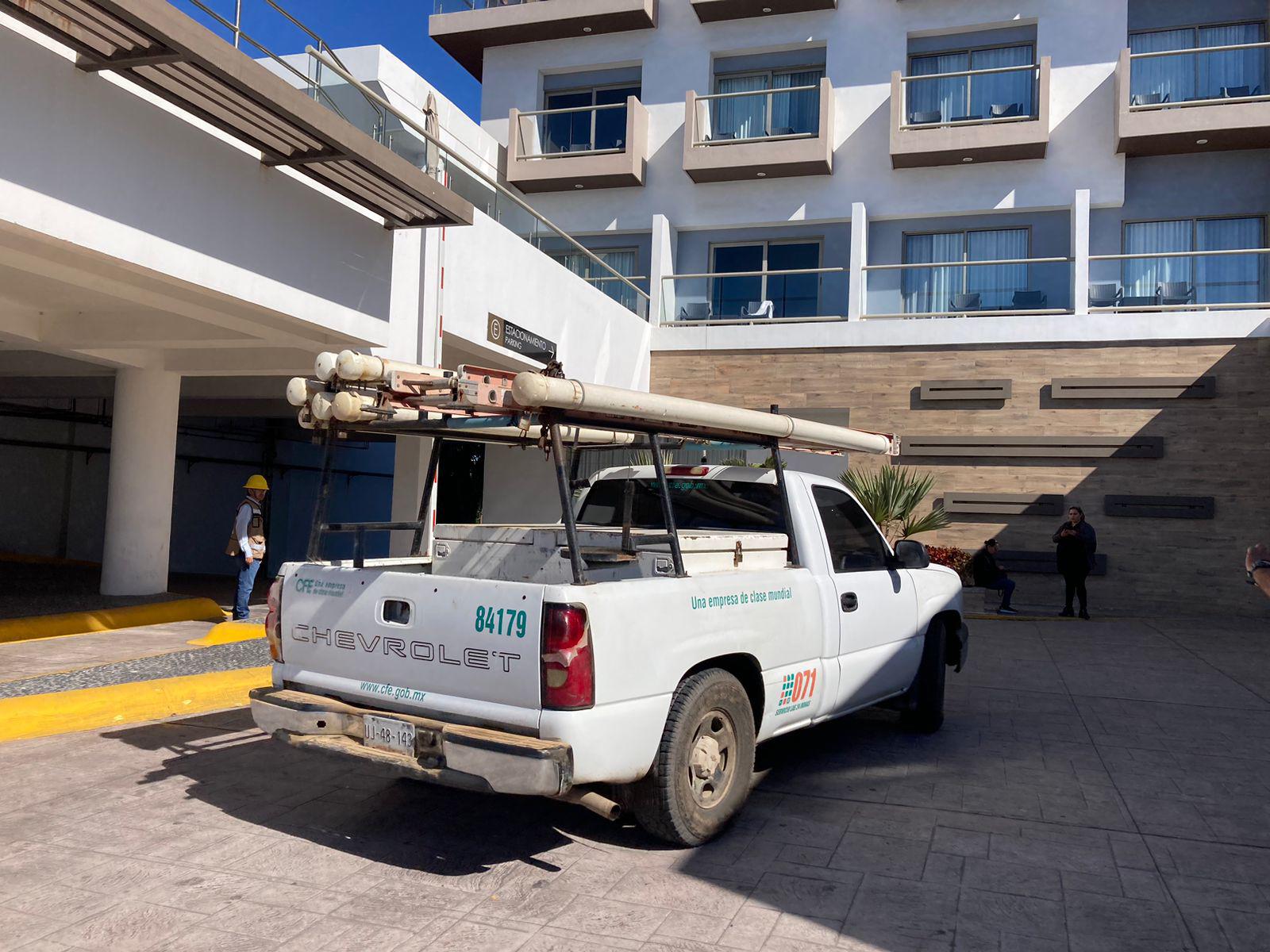 $!Cortan suministro eléctrico a hotel de Mazatlán tras hallar anomalías en consumo