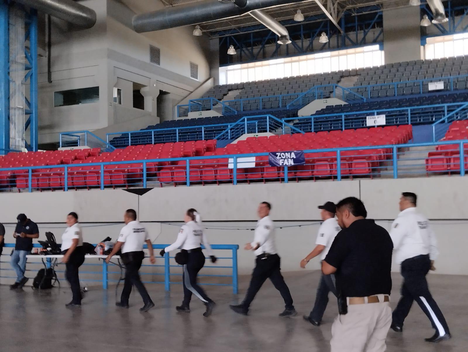$!Policías de Mazatlán se especializan en Derechos Humanos y Uso Racional y Progresivo de la Fuerza