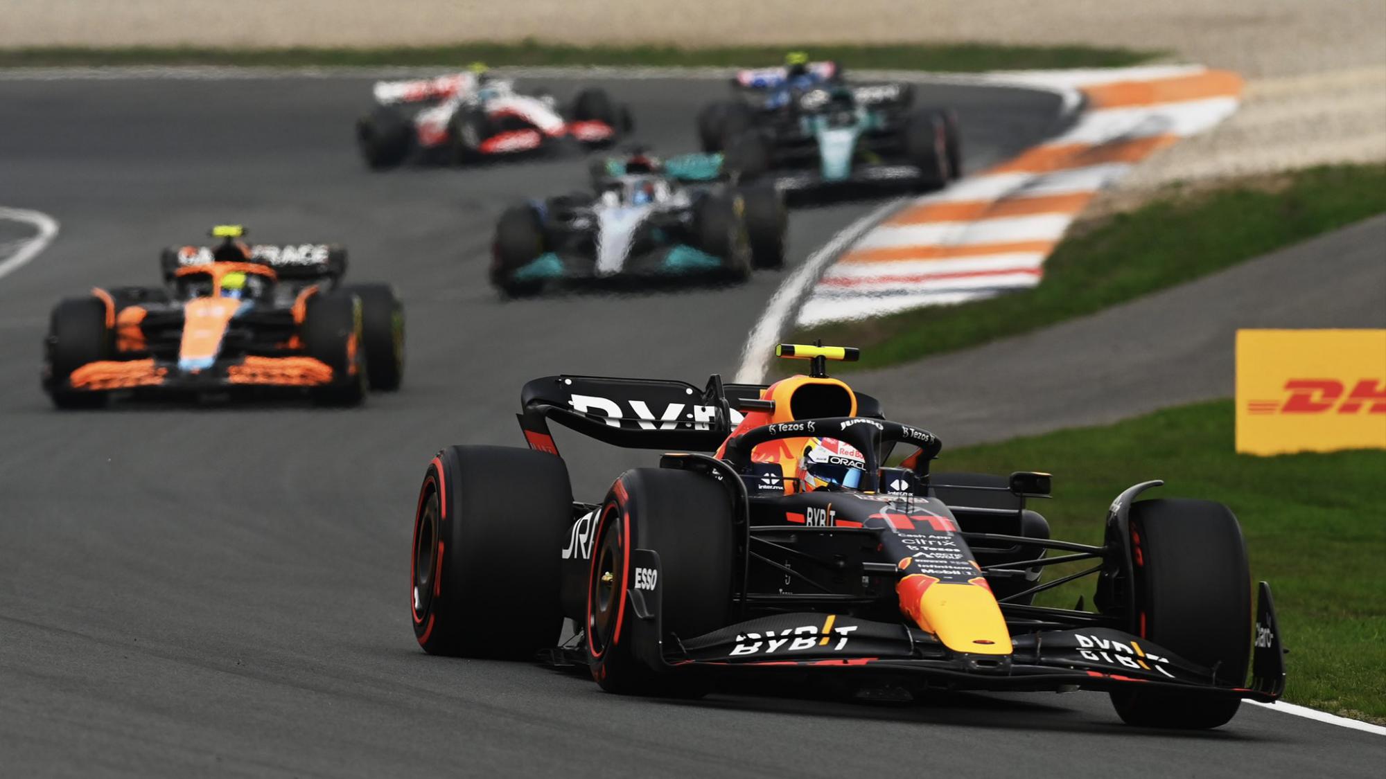$!Checo Pérez es quinto en GP de Países Bajos; Verstappen gana en casa