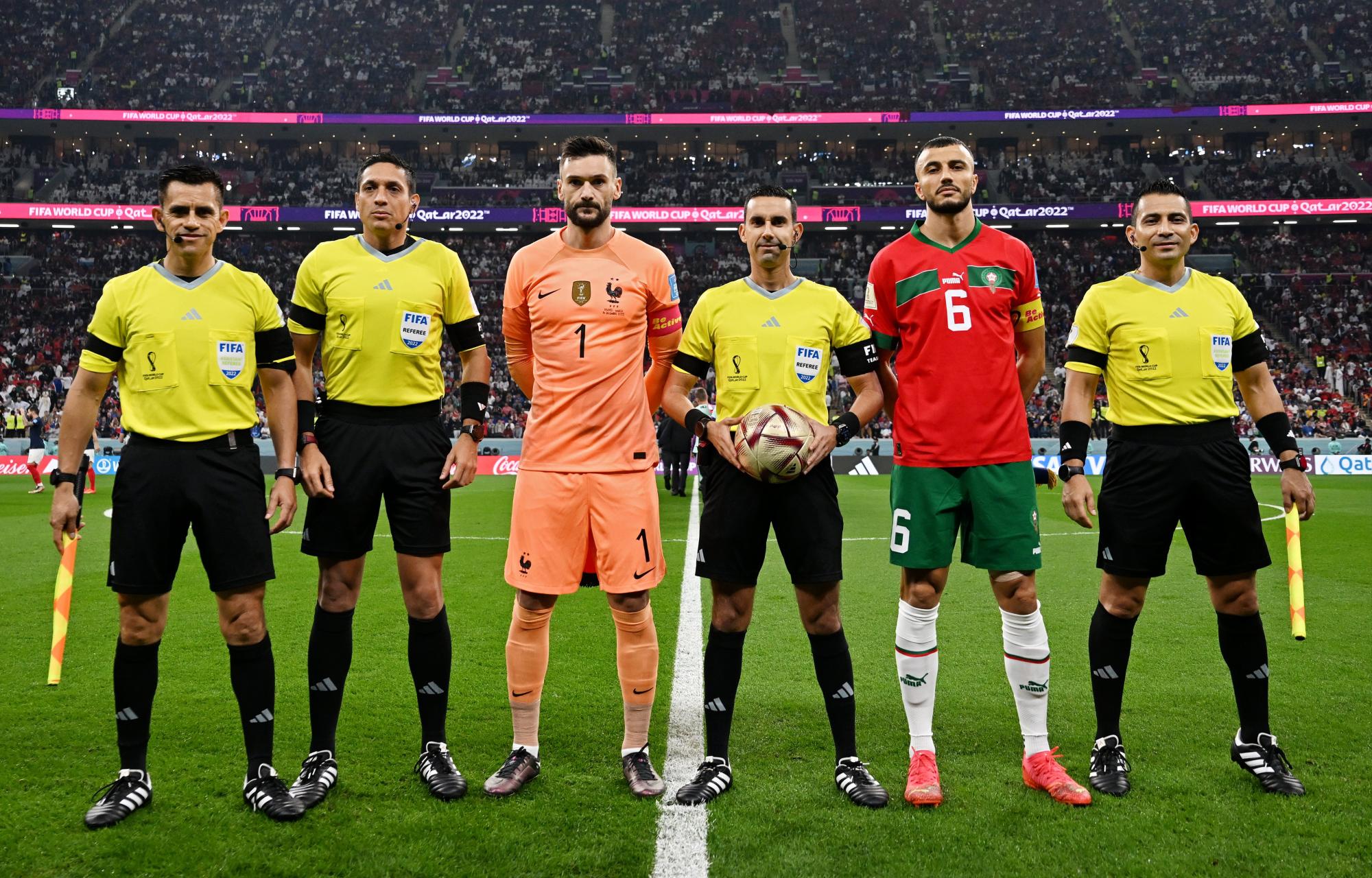 $!Felicita FIFA a sinaloense César Ramos por su labor en semifinal