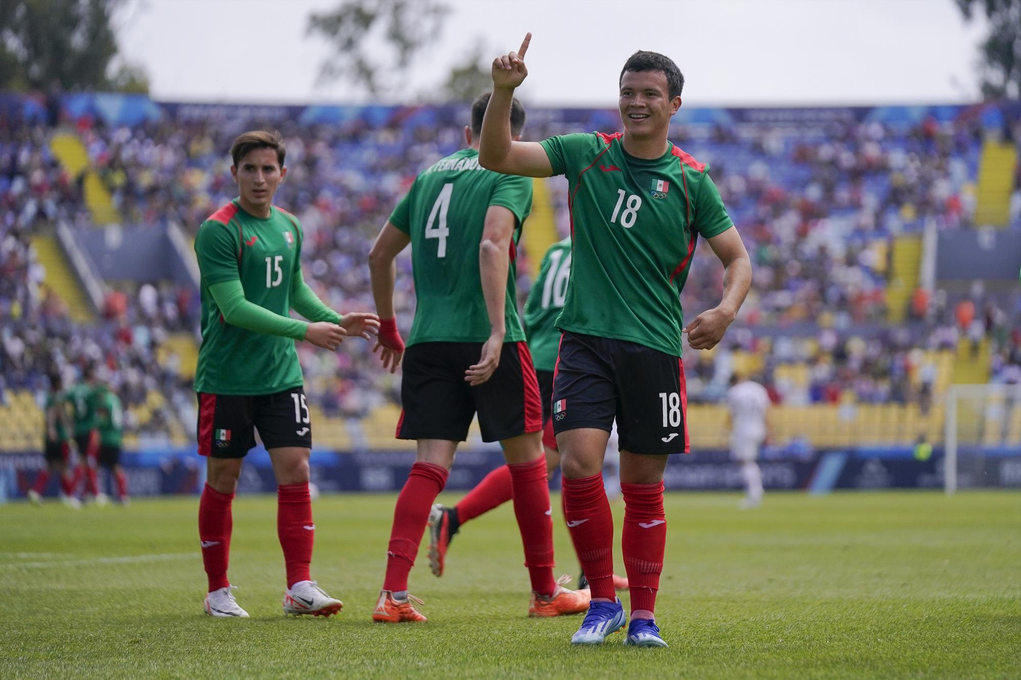 $!Sinaloenses dan bronce a México en el futbol de los Panamericanos