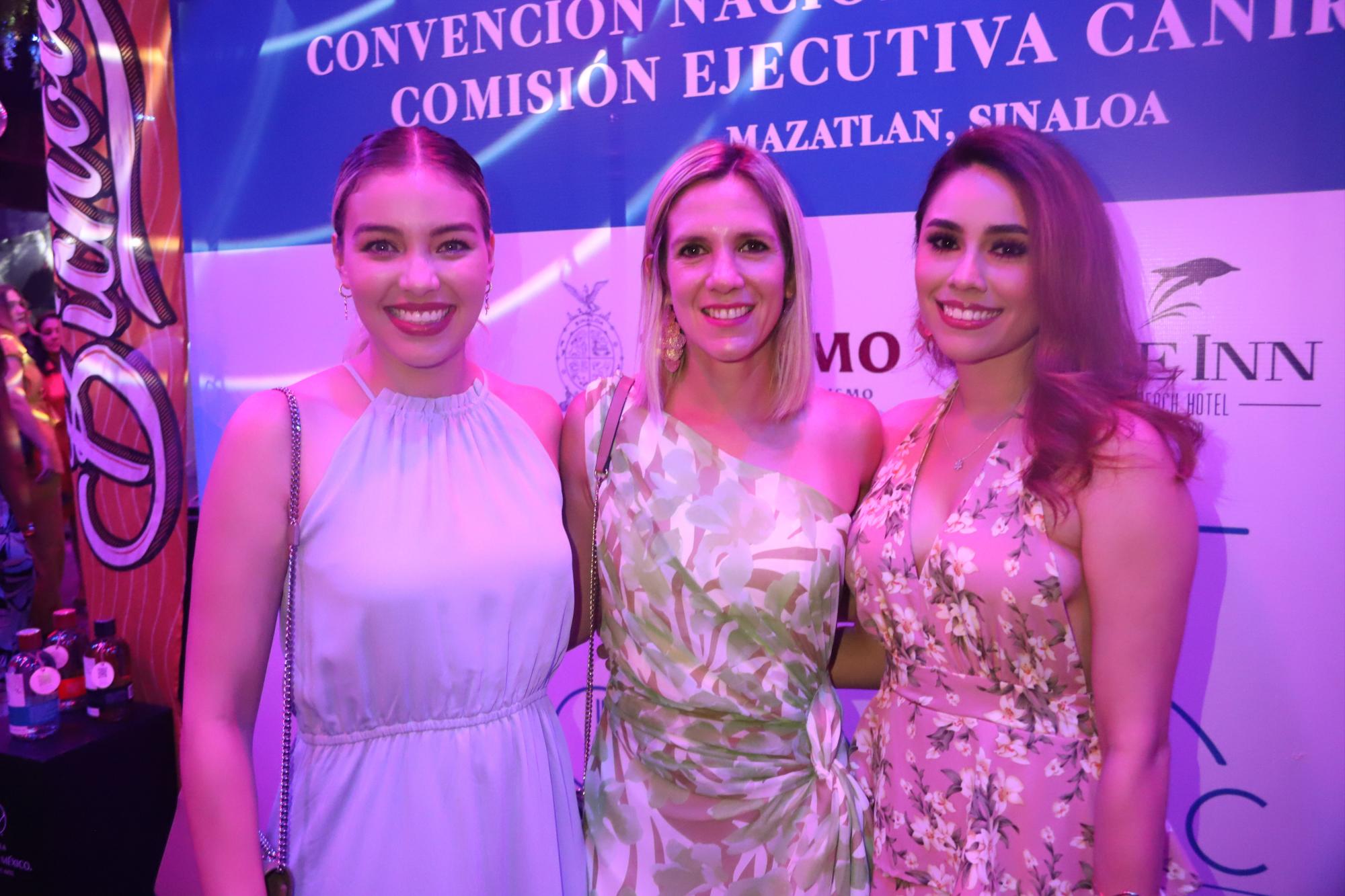 $!Mireya Ayón, Lucía González y Elva Osuna.