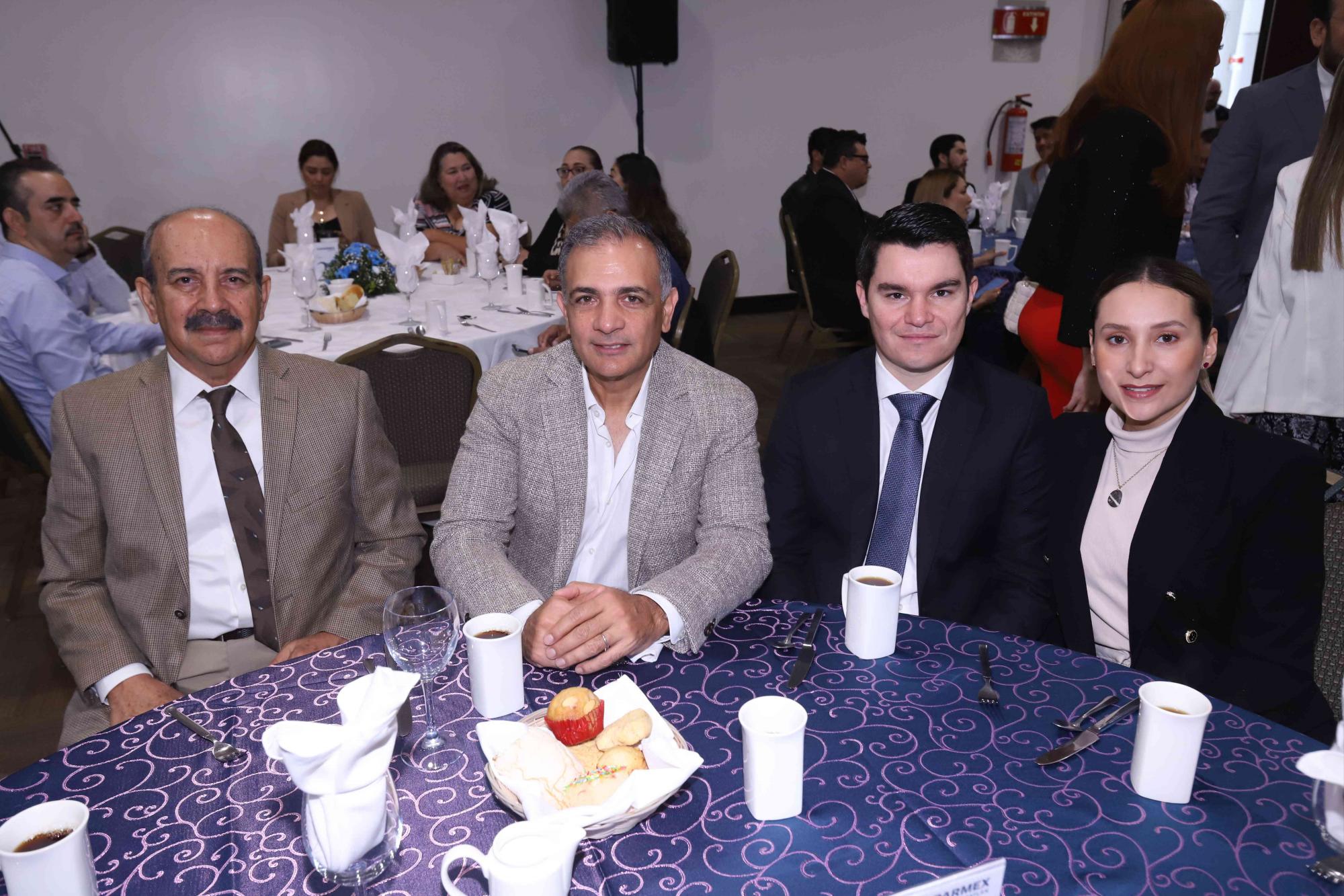 $!Efraín Noriega, Lino Suárez, Javier Lizárraga y Rosa Aidé Castro.