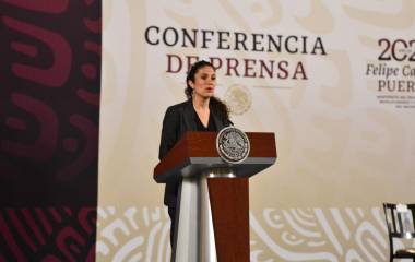 La directora Bertha Alcalde Luján presentó resultados de la lucha contra la corrupción en el ISSSTE.
