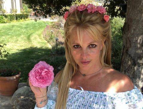 Britney Spears se despide y preocupa a fanáticos