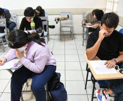 Aplica la UAS el examen de admisión a 51 mil jóvenes en Sinaloa