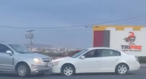 En Culiacán, un hombre falleció de un infarto mientras conducía un auto.
