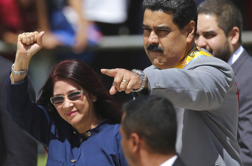 Maduro juramenta a nuevos ministros en su gabinete