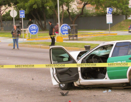 Taxista fallece en accidente en la salida norte de Mazatlán