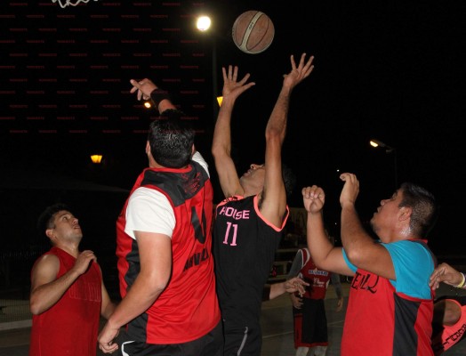 Saborea SDP revancha deportiva en el Torneo de Baloncesto de Segunda Fuerza Municipal