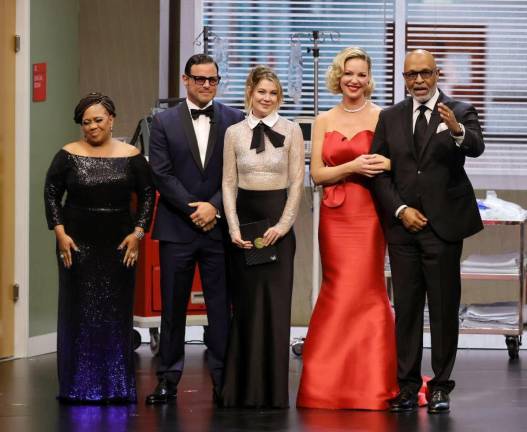 El elenco original de ‘Grey’s Anatomy’ se reencuentra en la gala de los Premios Emmy