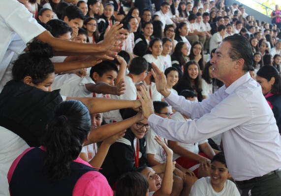 Va Quirino por 'rescate' para cuatro municipios