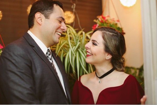 Dora Korina y Hussein Alhazen anuncian su boda