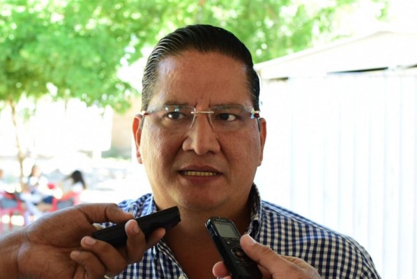 Iniciarán trabajos de rehabilitación de calles y caminos en Salvador Alvarado