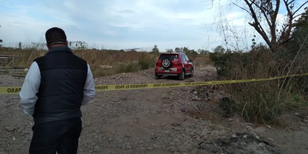 En Culiacán, hallan a un hombre asesinado a golpes y con arma blanca