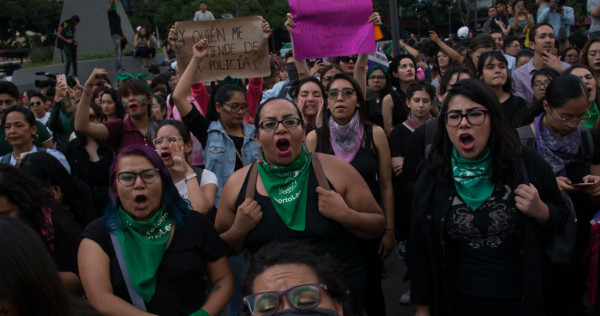 Arquidiócesis llama ‘dulzón’ al Gobierno por no aplicar mano dura a las protestas de mujeres
