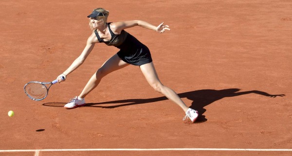 Tras ser apuñalada, Kvitova vuelva al tenis en Roland Garros