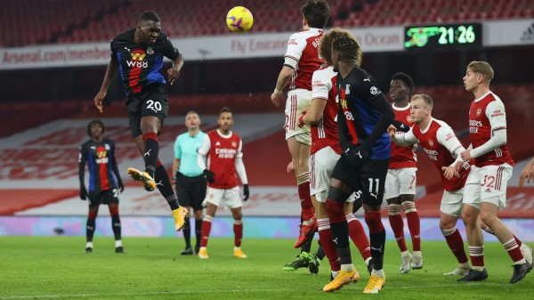 Frenazo en la escalada del Arsenal; empata 0-0 con el Crystal Palace