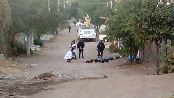 Hallan asesinados a balazos a dos hombres, en Culiacán