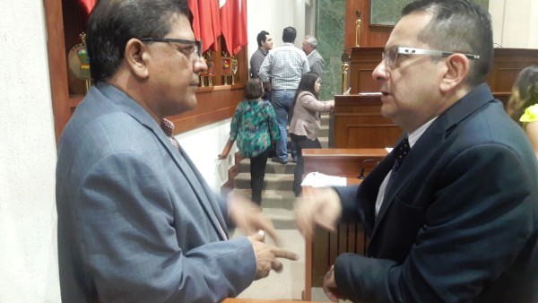 A la Fiscalía de Sinaloa, denuncia por disturbios y daños en Congreso