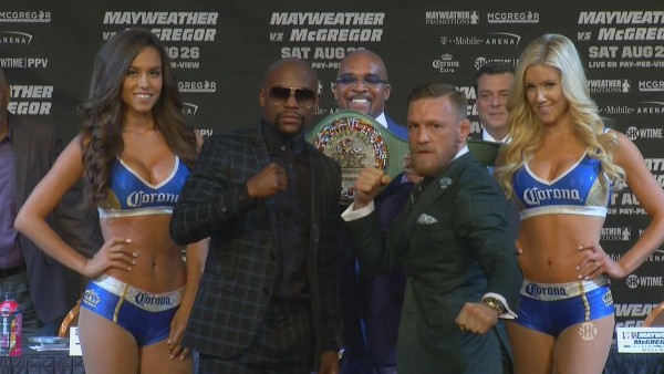 Presentan cinturón para la pelea Mayweather vs. McGregor