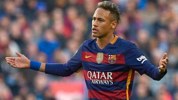 Neymar, con pie y medio en el PSG