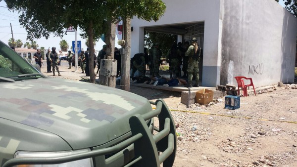 Se enfrentan a balazos civiles y militares en Villa Juárez; 1 muerto y 2 soldados heridos
