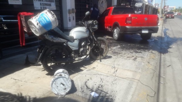En Mazatlán, un hombre queda lesionado al ser arrollado por un vehículo