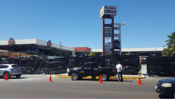 Claman locatarios por apoyo tras la explosión de plaza en Culiacán