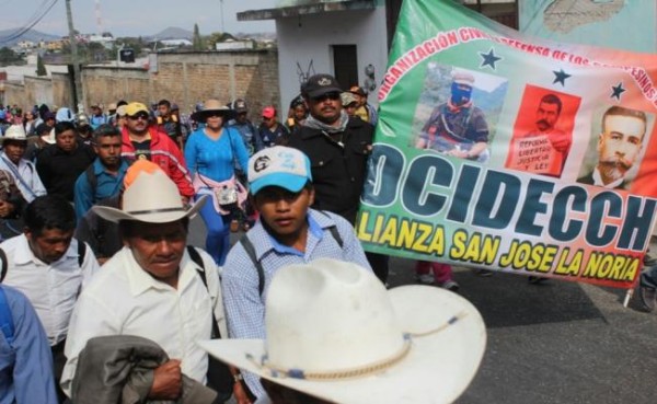 Marchan en Chiapas por gasolinazo y falta de medicamentos