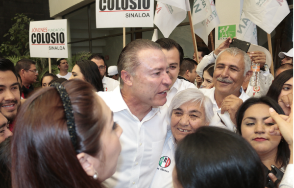 El Gobernador Quirino Ordaz Coppel asistió a la transmisión en vivo de José Antonio Meade.