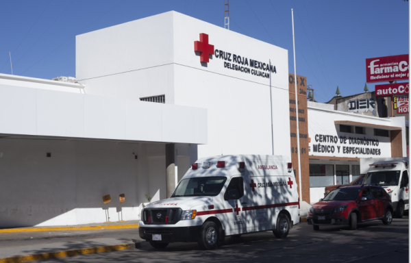 Grupo armado retiene a dos paramédicos de Cruz Roja