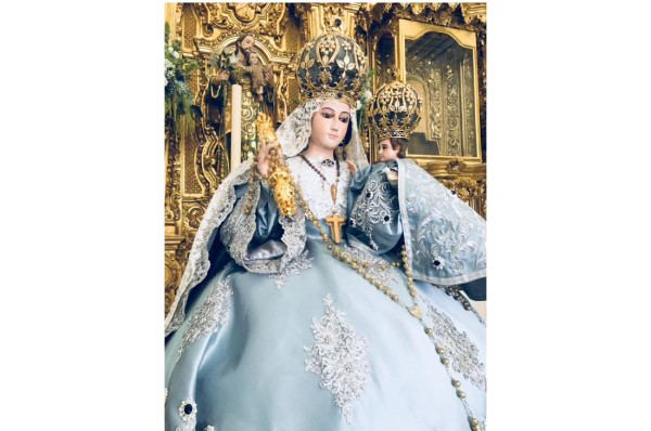 La santísima Virgen del Rosario preside la fiesta más concurrida de todo el sur de Sinaloa.