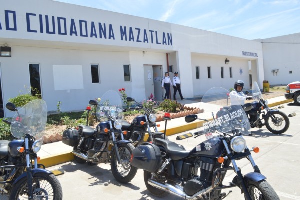 Implementan medidas preventivas contra el Covid-19 en Centro de Seguridad Ciudadana de Mazatlán