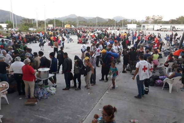 Migrantes conforman la nueva caravana ‘Éxodo de la pobreza’