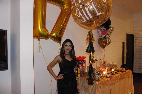 Fernanda Jiménez Rocha celebra sus 17 años